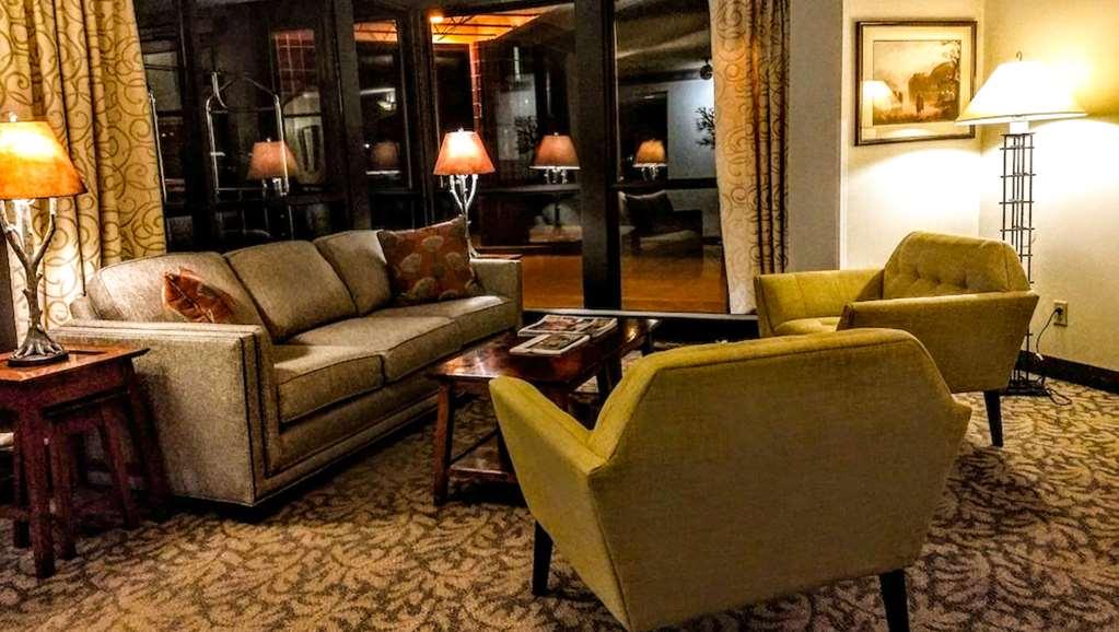 Hampton Inn & Suites Houghton Interior photo